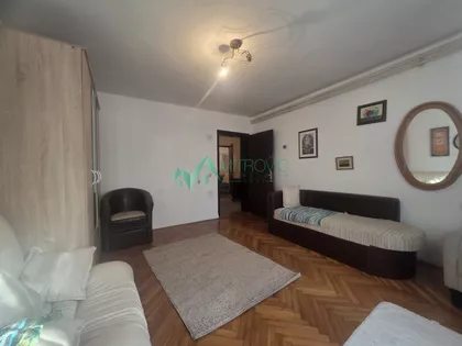 Sremska Kamenica | 4zida.rs