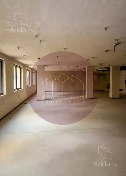 Poslovna zgrada | 4zida