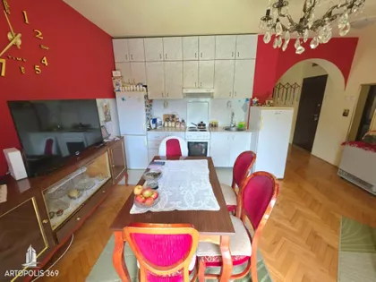 Kneževac | 4zida.rs