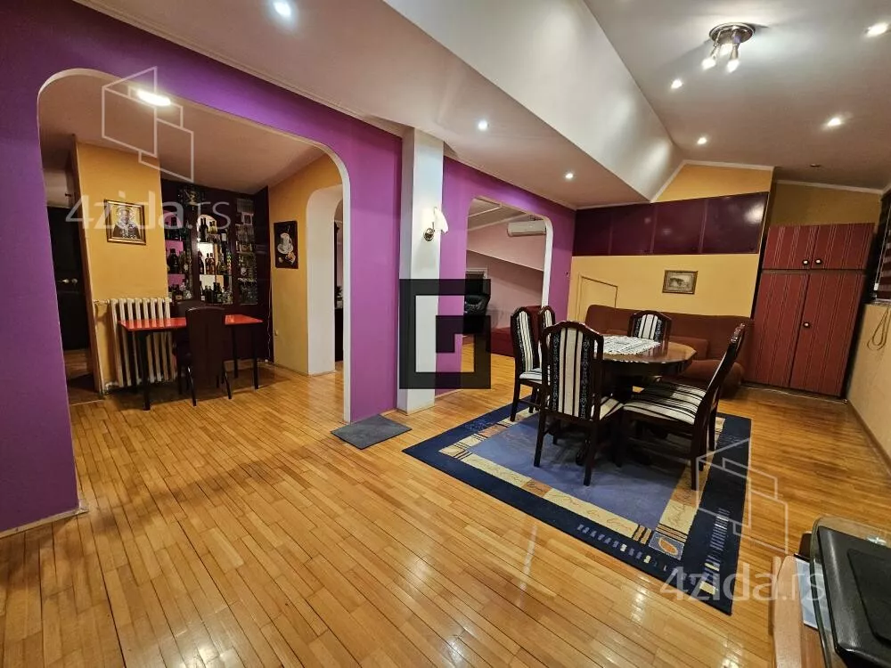 Četvorosoban stan | 4zida