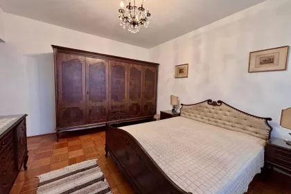 Glasinačka bb | 4zida.rs
