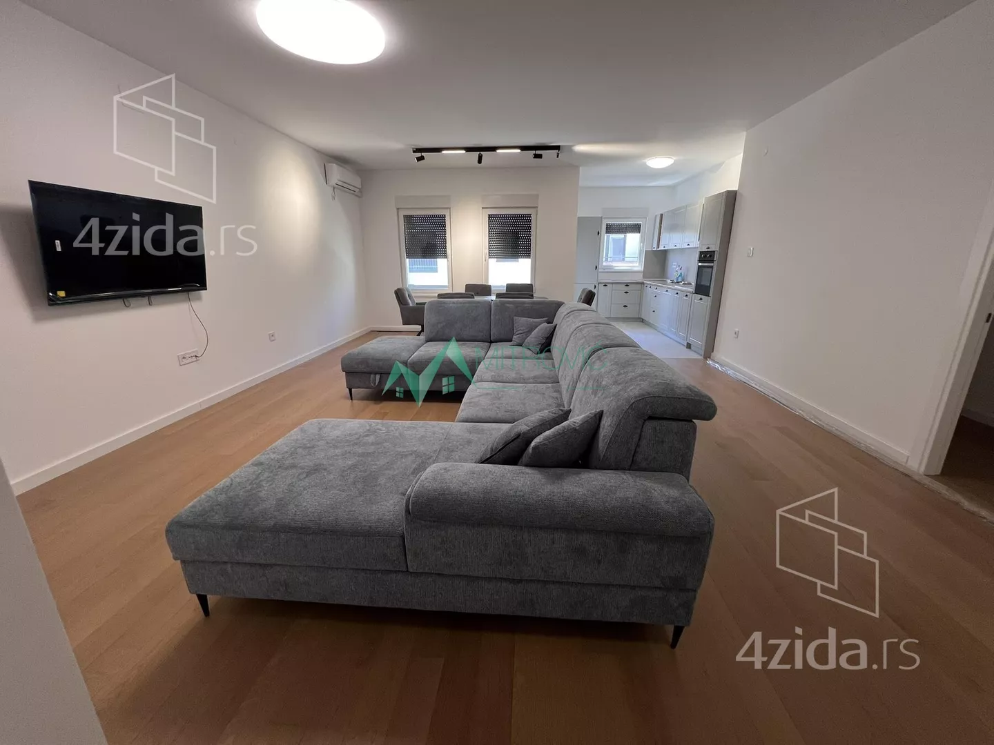 Četvorosoban stan | 4zida
