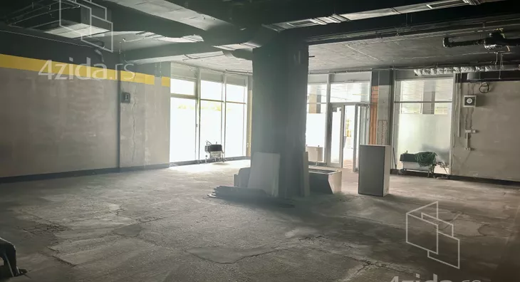 Poslovni prostor | 4zida