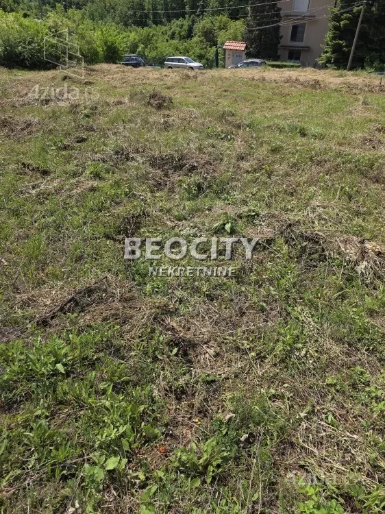Plac | 4zida