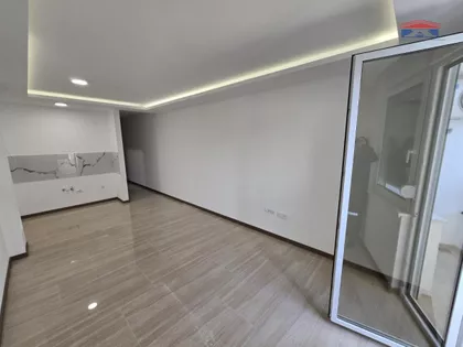 Železnička stanica | 4zida.rs