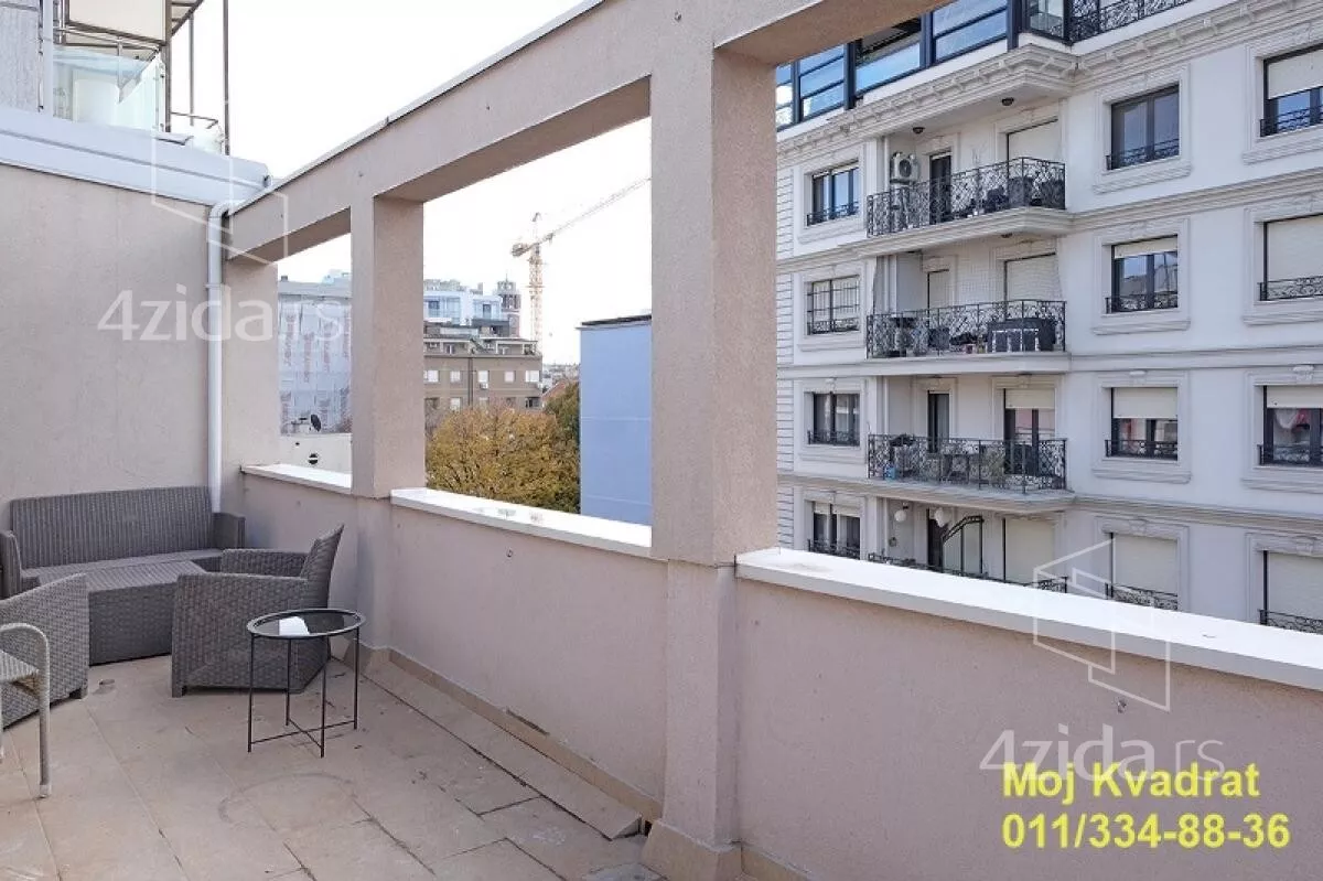 Troiposoban stan | 4zida