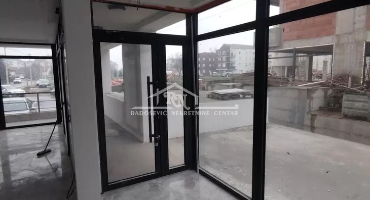 Poslovni prostor | 4zida