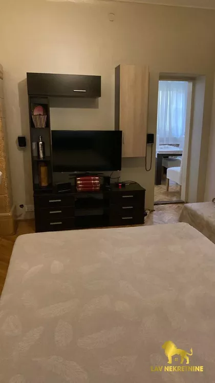 STEVANA MILOVANOVA | 4zida.rs