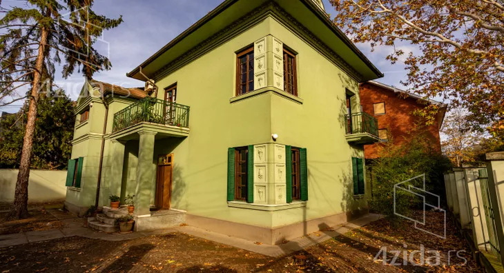 3-etažna kuća | 4zida