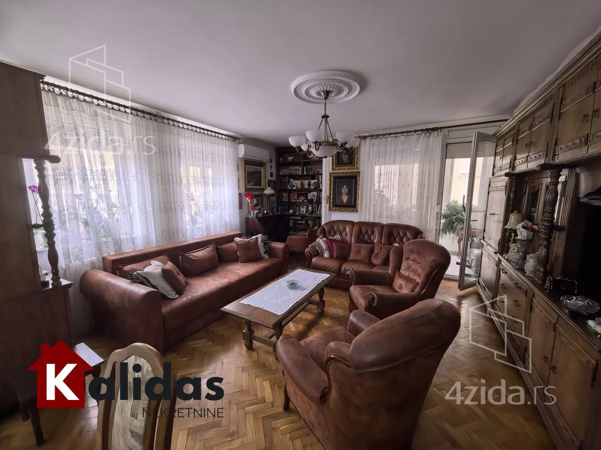 Četvorosoban stan | 4zida