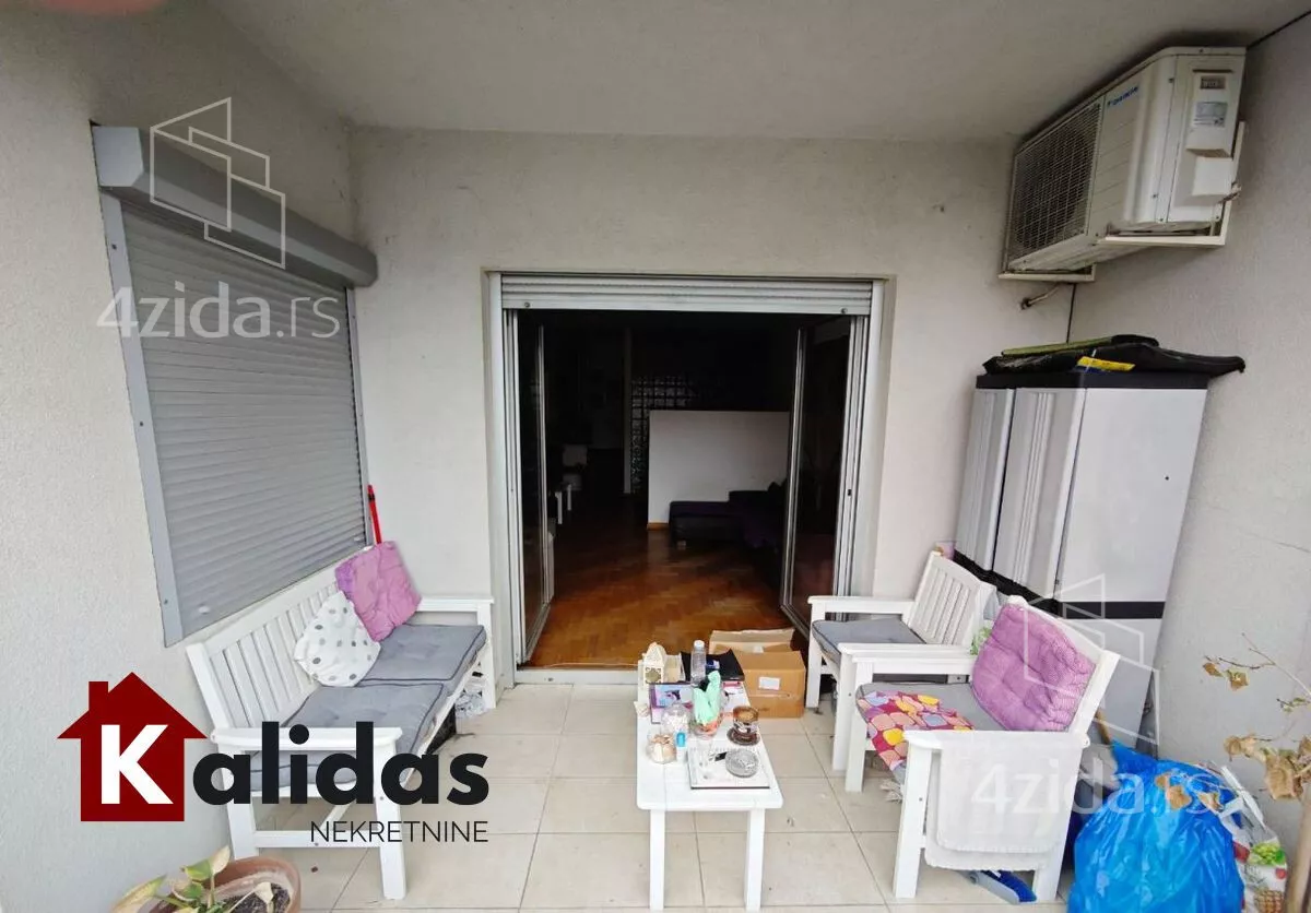 Troiposoban stan | 4zida