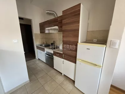 Niška | 4zida.rs