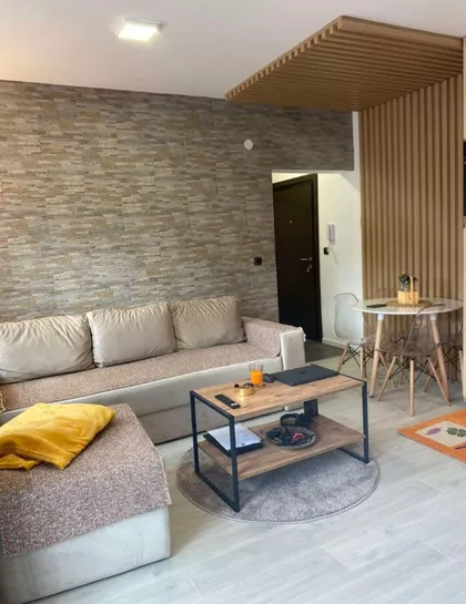 Umina Voda | 4zida.rs