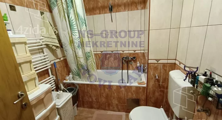 Petosoban stan | 4zida