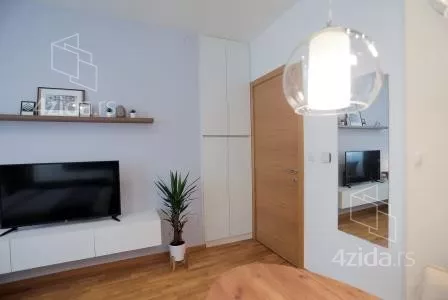 Garsonjera | 4zida