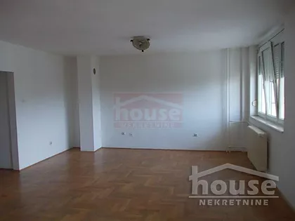 Železnička stanica | 4zida.rs