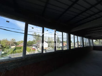 13. oktobra | 4zida.rs