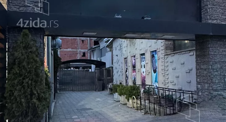 Poslovni prostor | 4zida