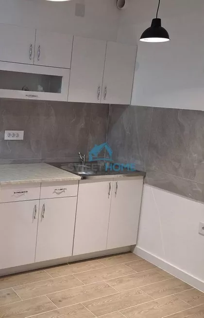 Podujevska | 4zida.rs