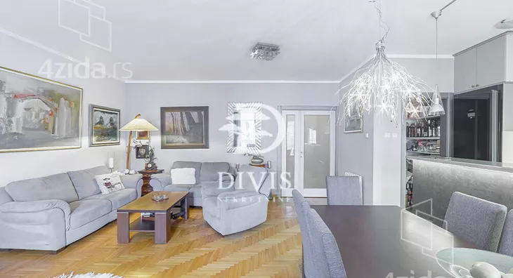 Petosoban stan | 4zida