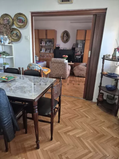 Cara Lazara | 4zida.rs