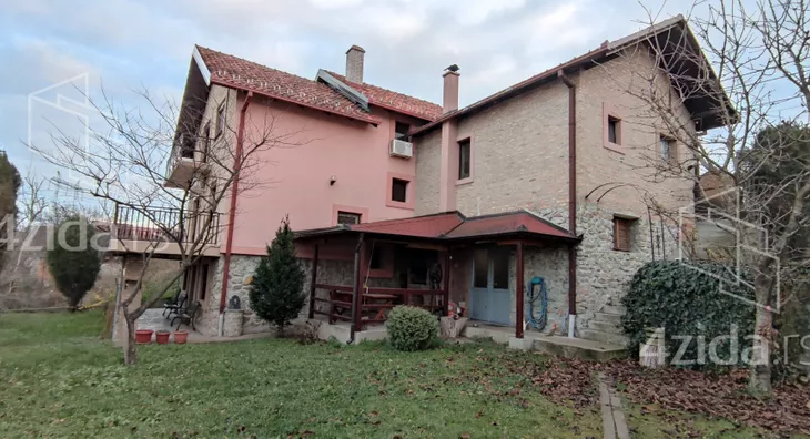 3-etažna kuća | 4zida