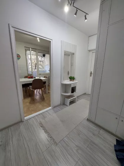 Darinke Radović | 4zida.rs