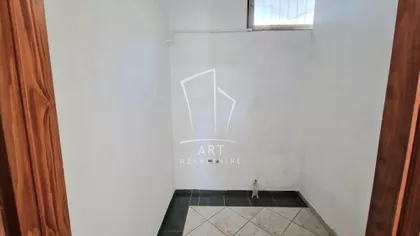 Sremska | 4zida.rs