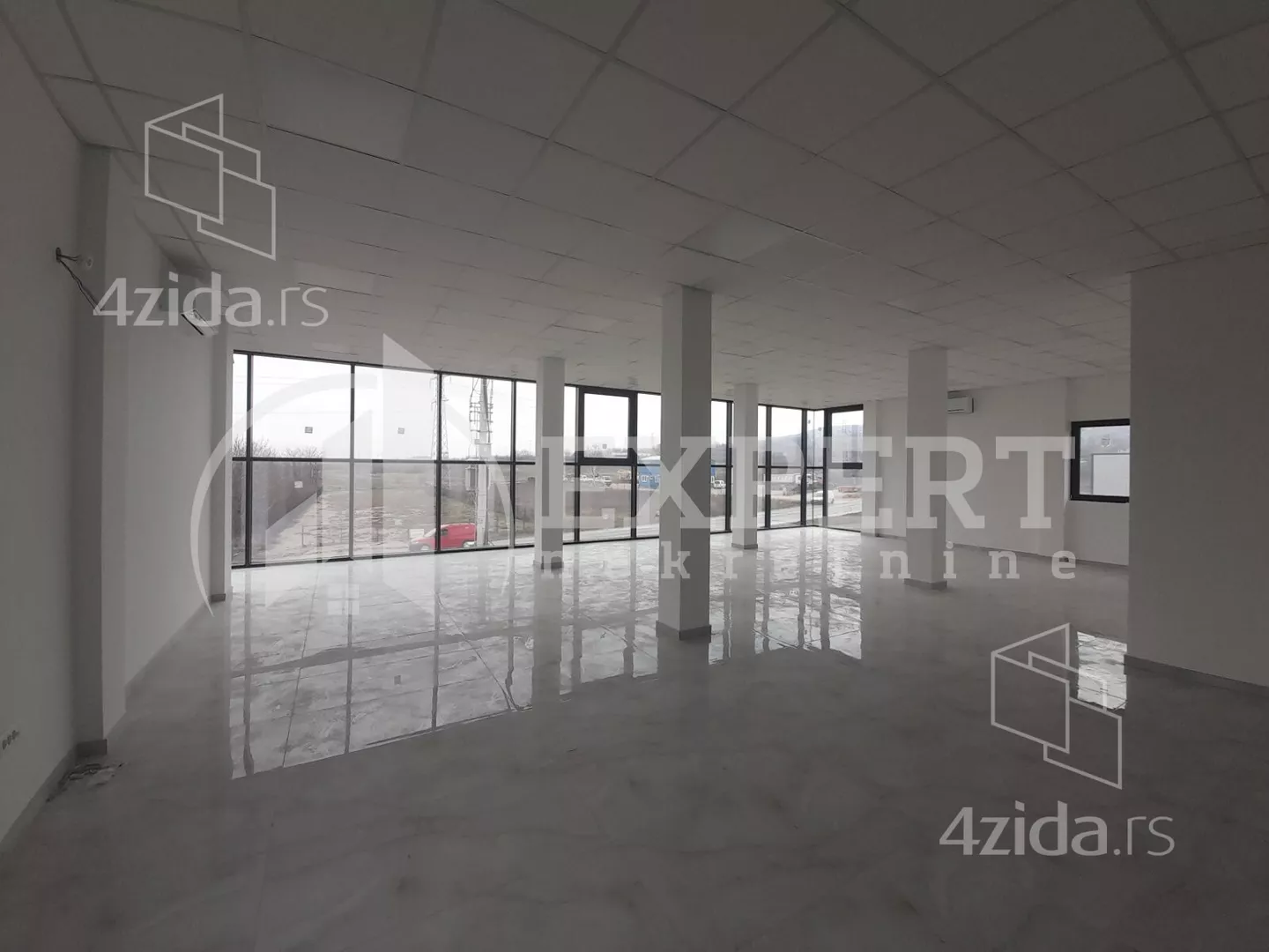 Lokal | 4zida