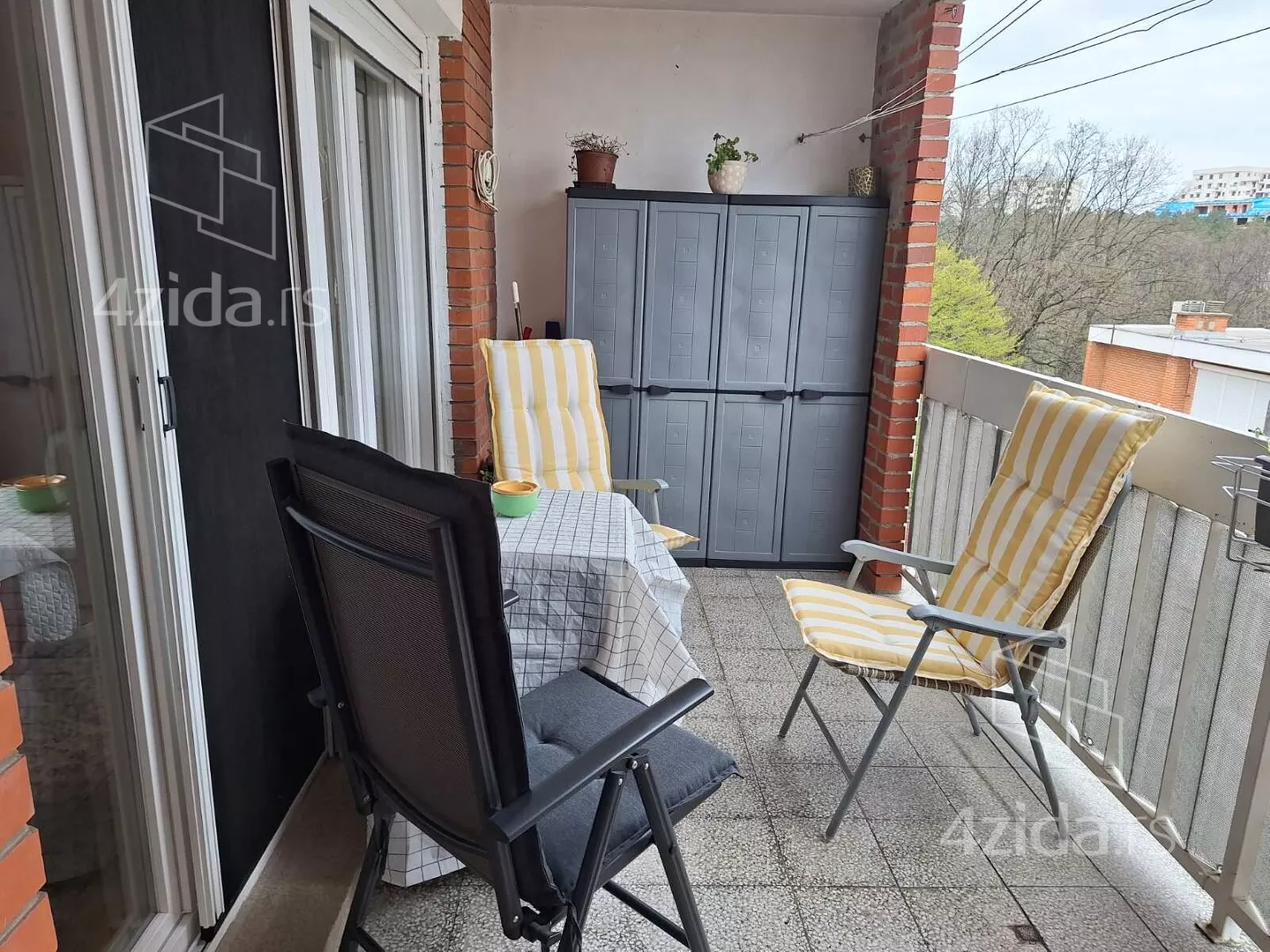 Četvorosoban stan | 4zida