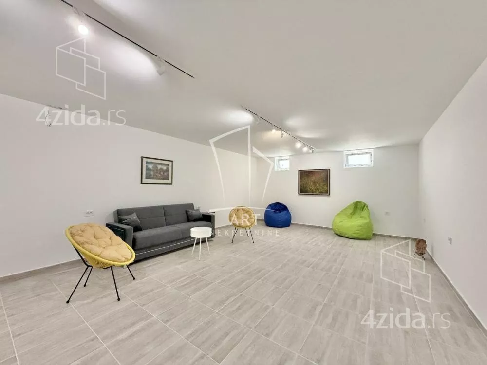 Kuća | 4zida