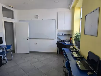 Karađorđeva | 4zida.rs