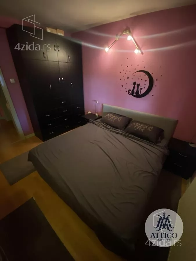 Četvoroiposoban stan | 4zida