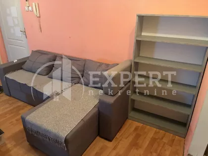 Trg Pavla Stojkovića | 4zida.rs