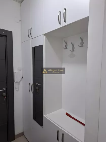 Marine Veličković | 4zida.rs