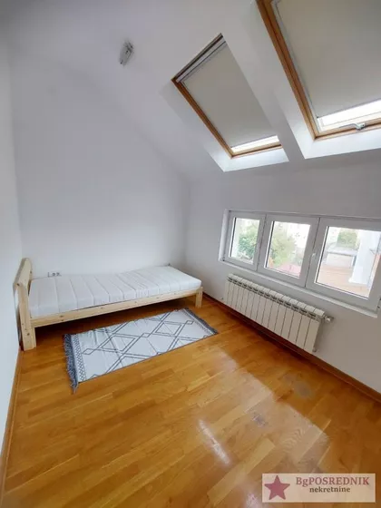 Jelene Ćetković | 4zida.rs