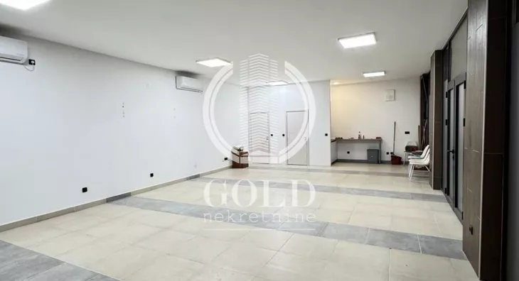 Lokal | 4zida