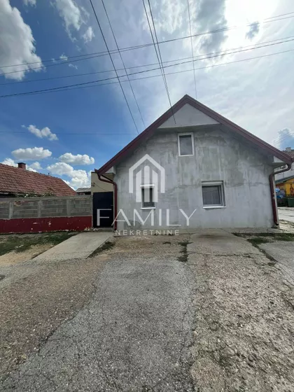 Gradske lokacije | 4zida.rs