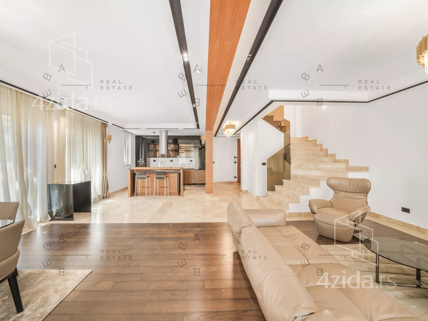 Petosoban stan | 4zida