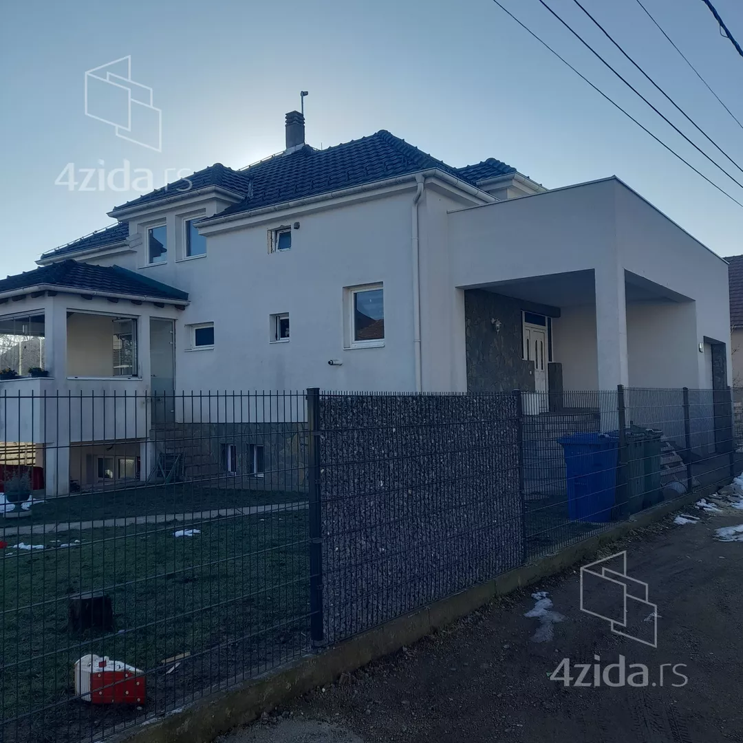 3-etažna kuća | 4zida