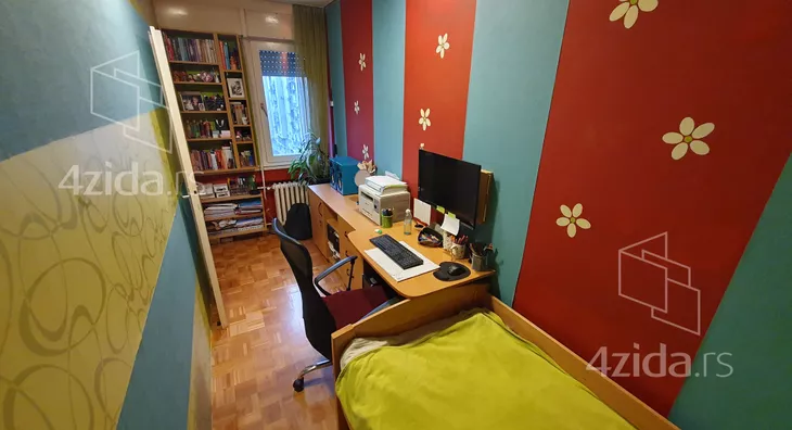 Troiposoban stan | 4zida