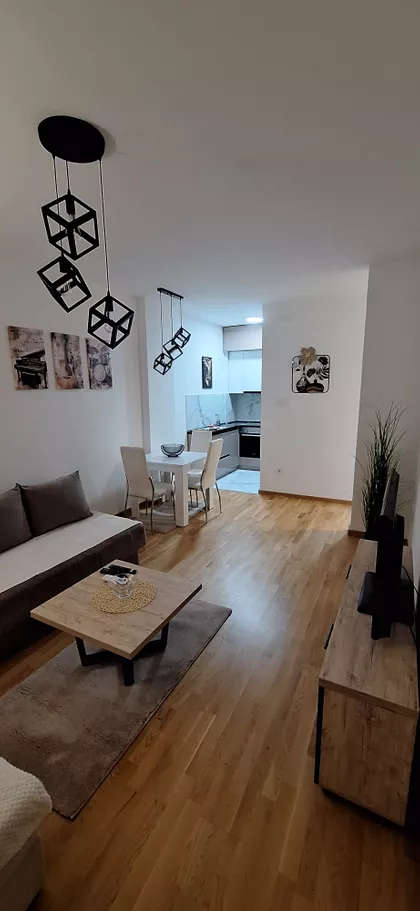 Rumenački Put 55D | 4zida.rs