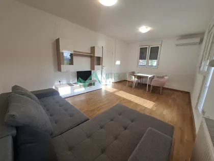 Stara Detelinara | 4zida.rs