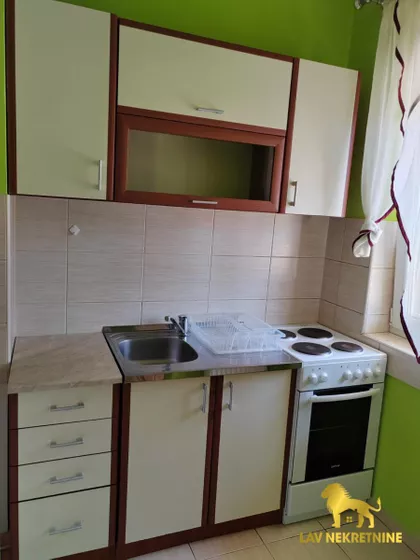 TONE HADŽIĆA | 4zida.rs