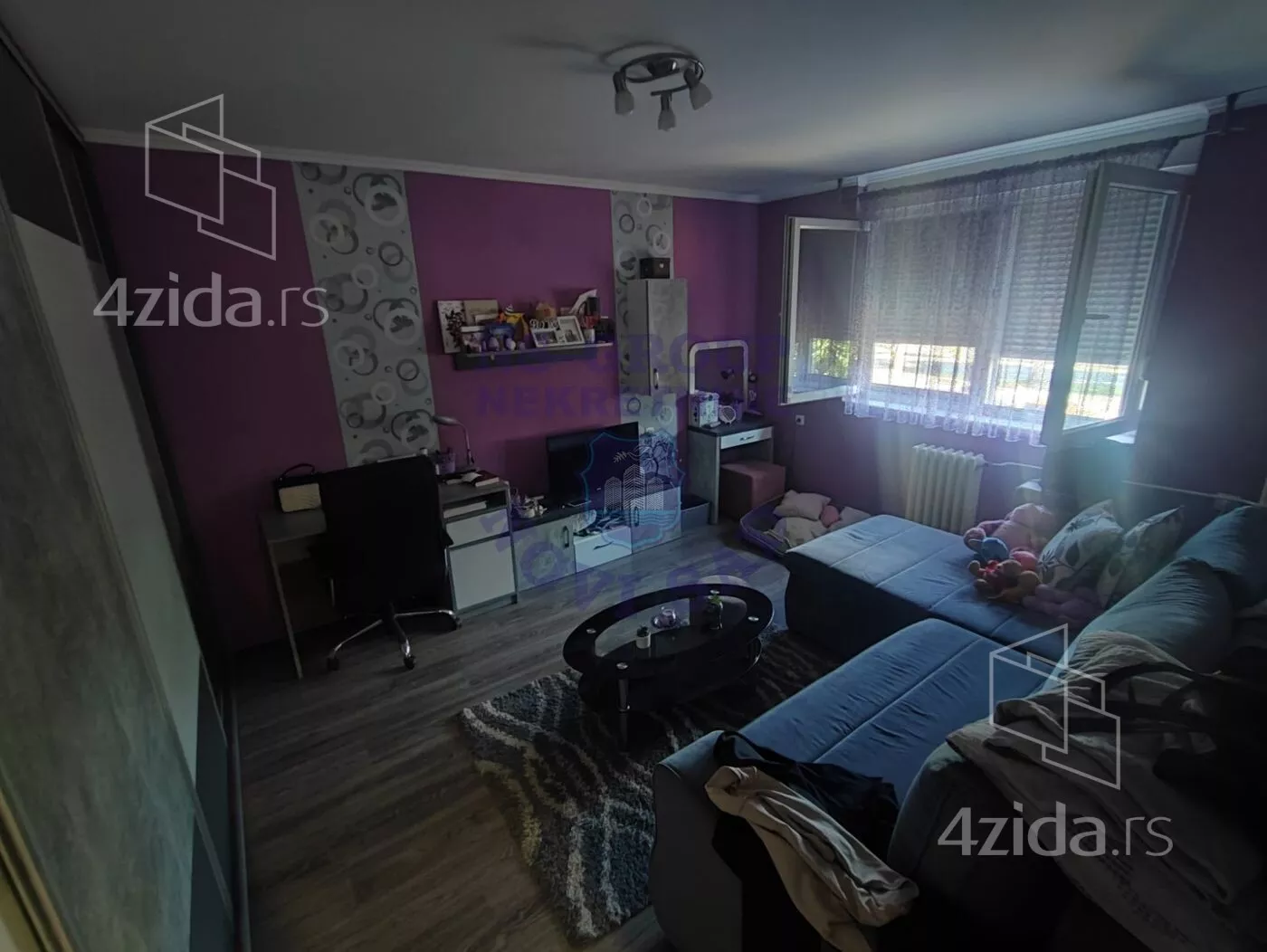 Dvoiposoban stan | 4zida