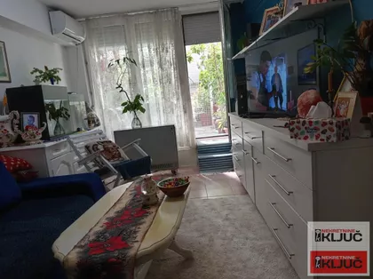 Bulevar Oslobođenja | 4zida.rs