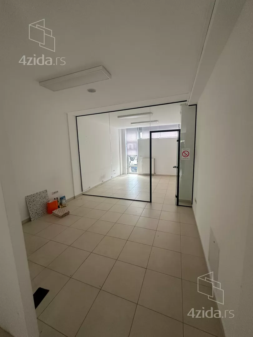 Poslovni prostor | 4zida