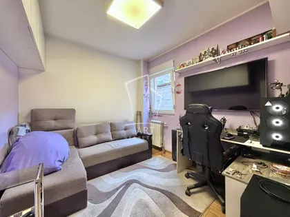 Tomazeova | 4zida.rs