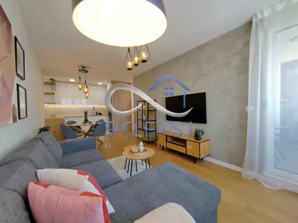 Heroja Pinkija | 4zida.rs