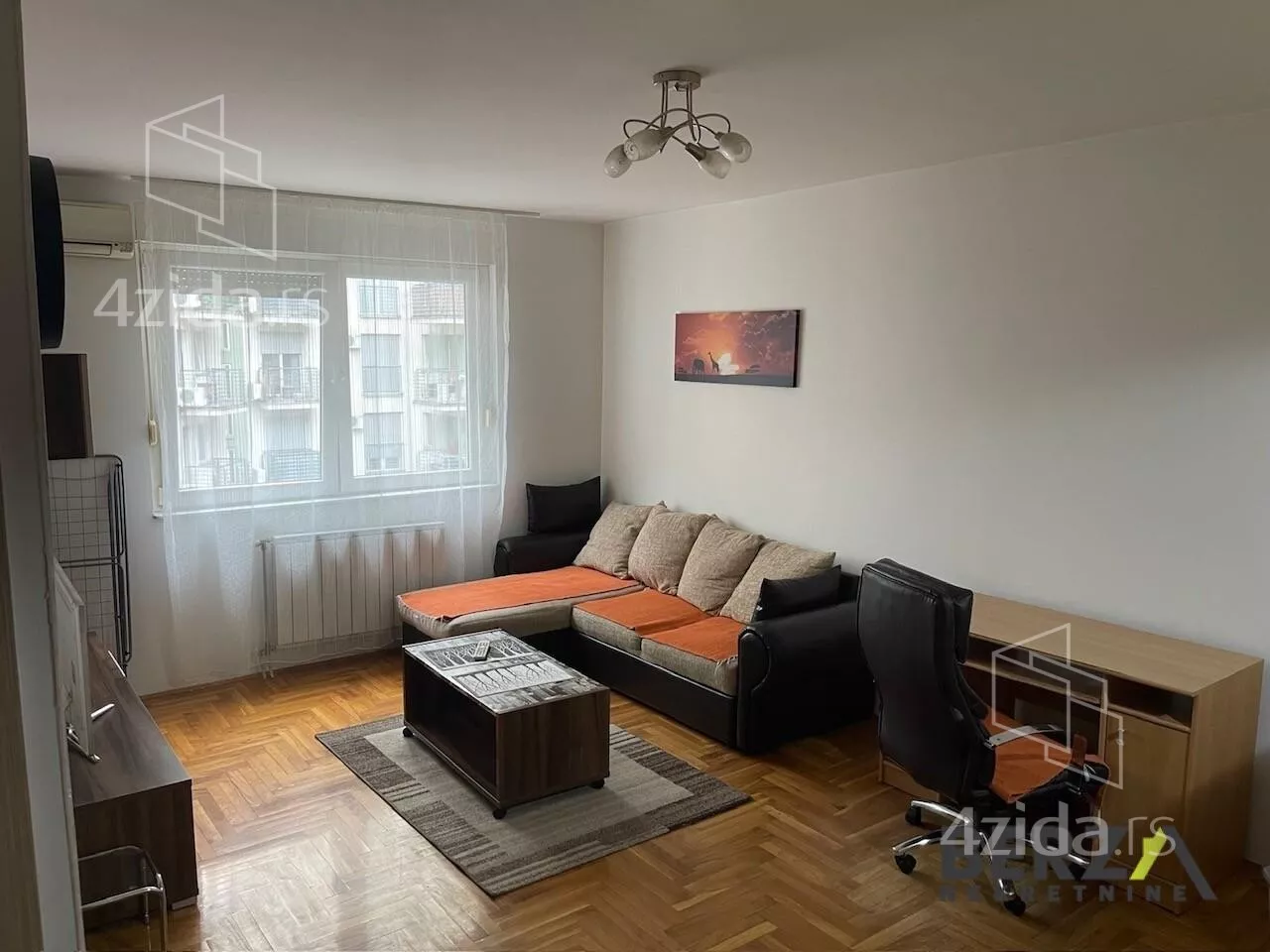 Jednoiposoban stan | 4zida